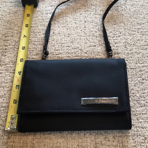 Samsonite Trifold Adjustable Crossbody Wallet - Picture 7 of 8